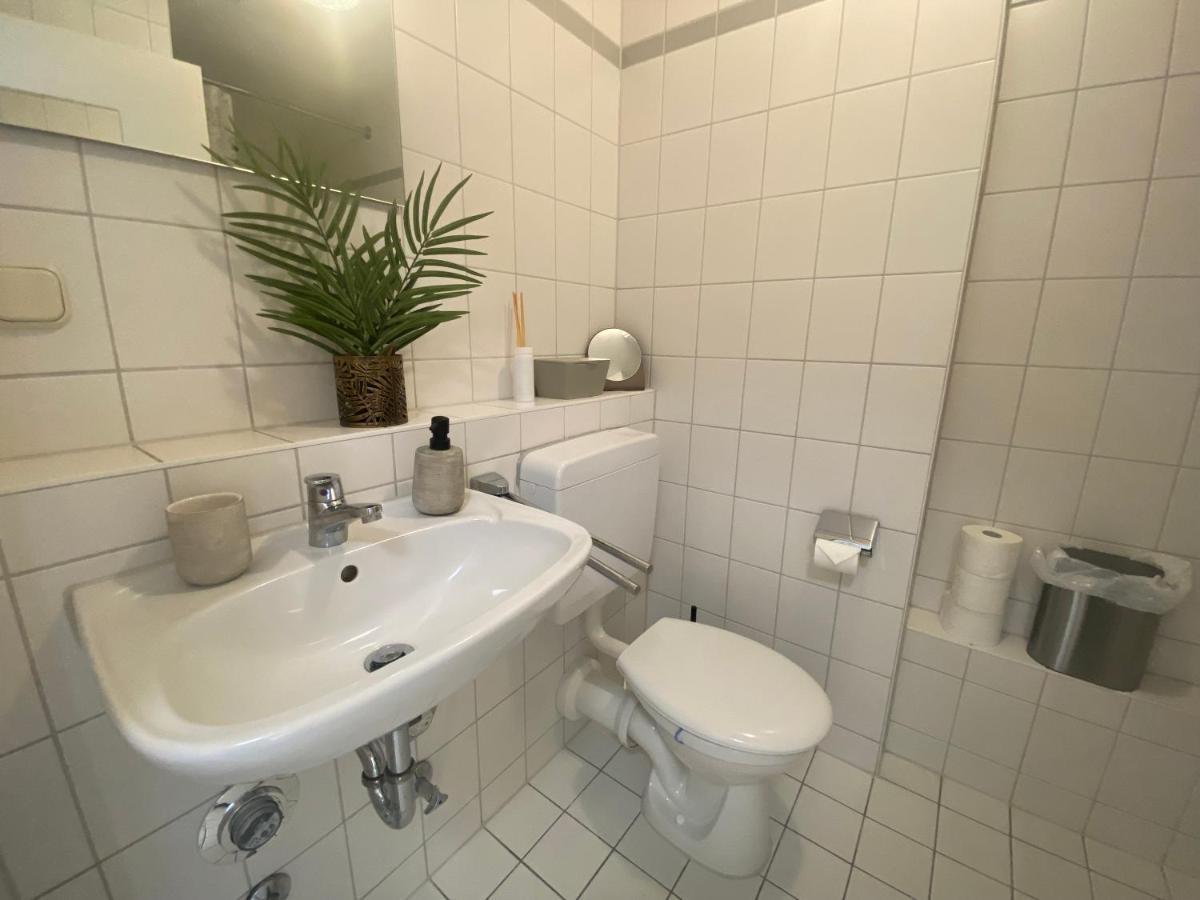 Charming Apartment - Balcony - Wifi - Kitchen Magdeburg Exterior photo